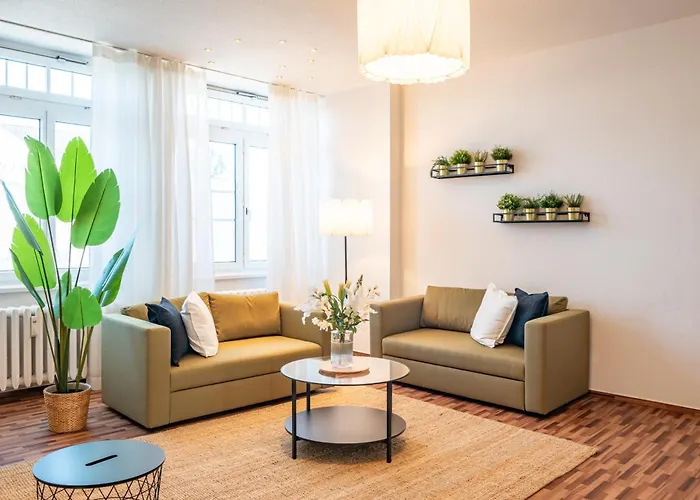 Spacious In - Sleeps 6 * Strausberg