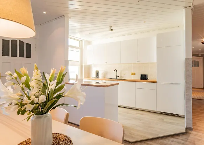 Lejlighed Spacious In - Sleeps 6